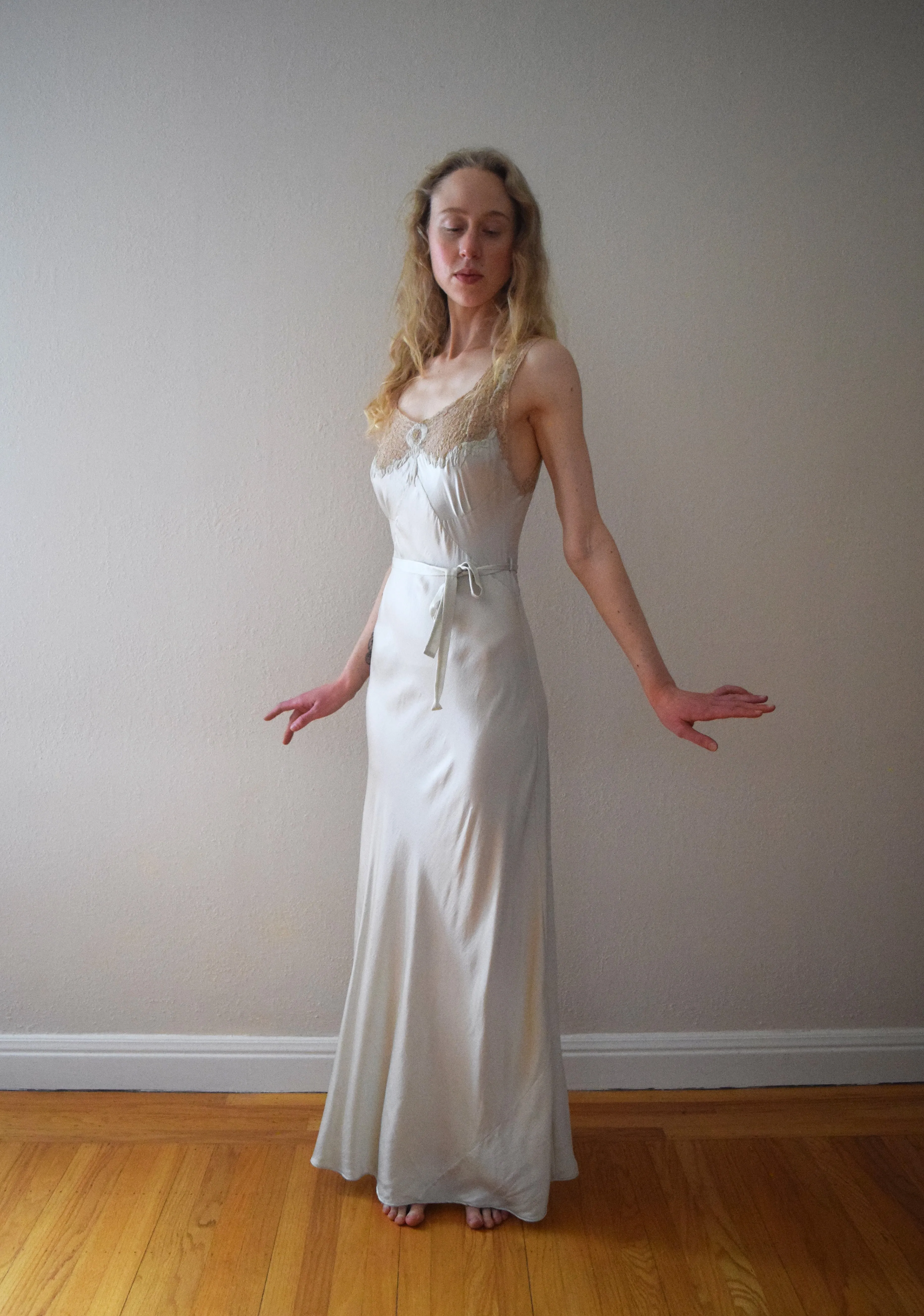 1930s silk charmeuse and lace gown . size xs to small