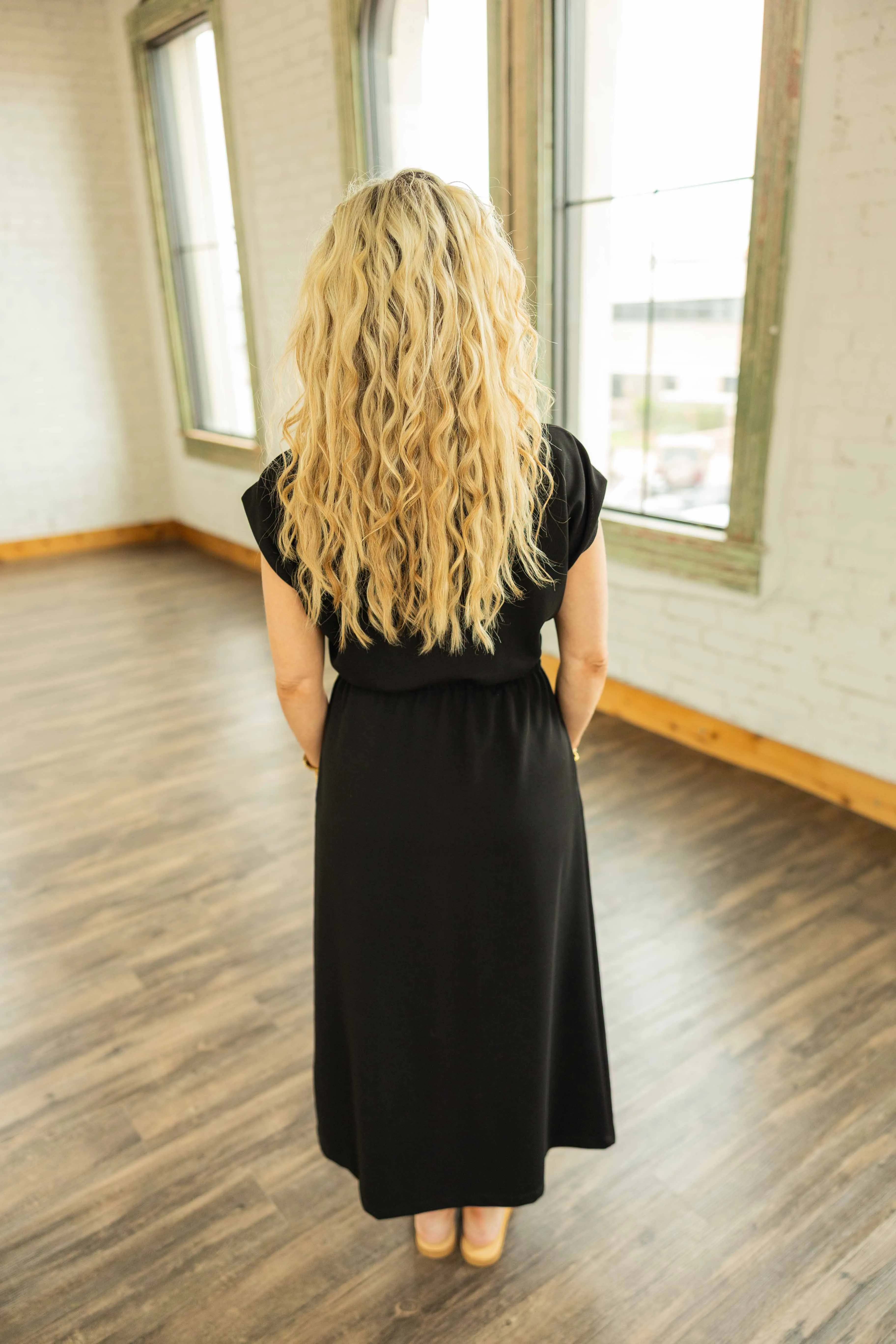 ADRIANNA EVERYDAY PULLOVER MIDI DRESS