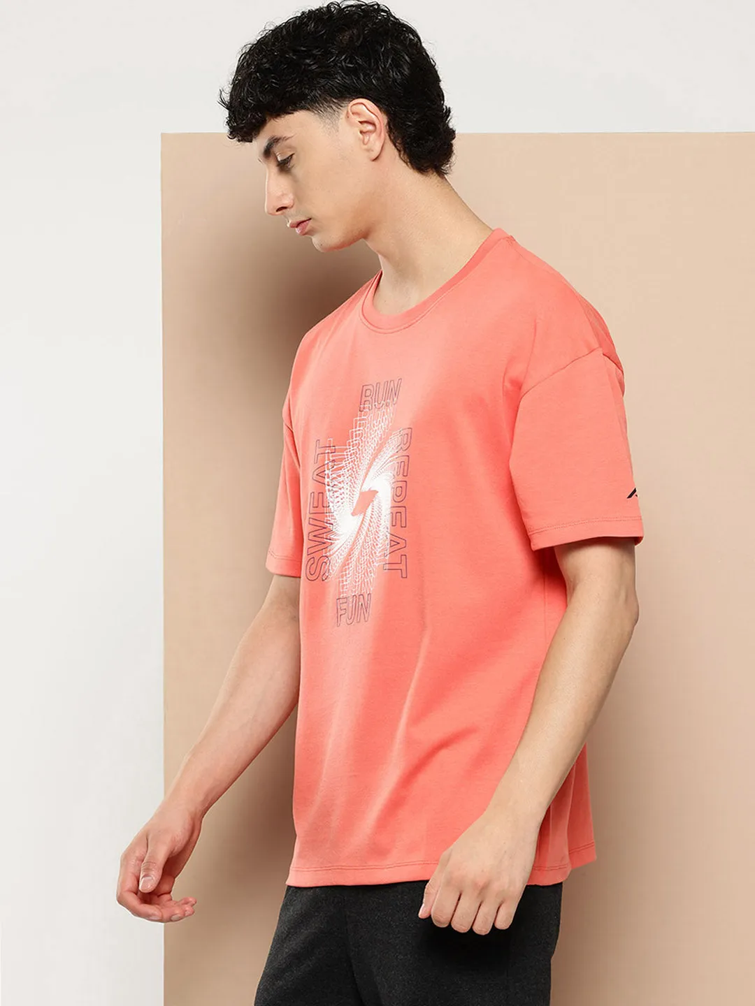 Alcis Men Typography Printed Sports T-shirt