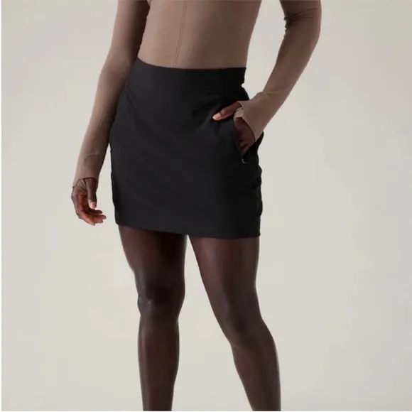 Athleta Brooklyn Skort Size 0 Black Built in Shorts Athleisure Activewear