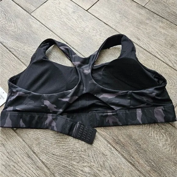Athleta D-DD Ultimate Printed Camo Sports Bra Size 2X