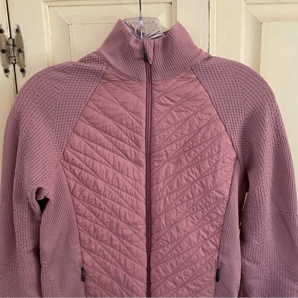 Athleta Pink Flurry Force Insulated Primasoft Jacket Activewear Quilted Large