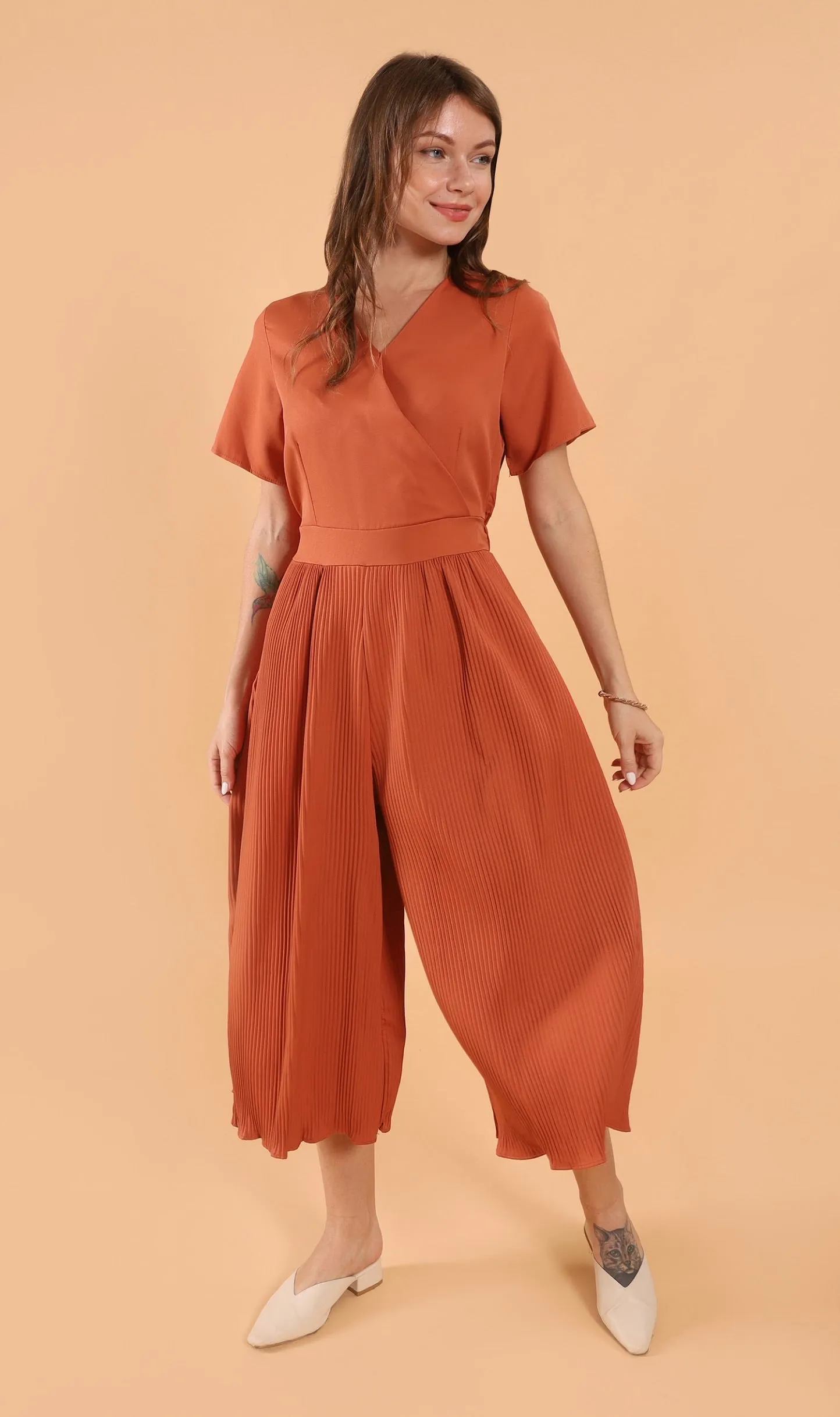 AUBREE Pleated Jumpsuit (Rust)