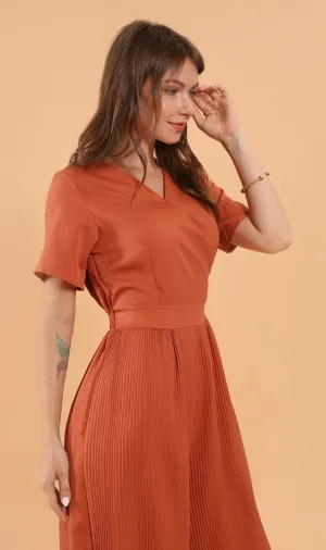 AUBREE Pleated Jumpsuit (Rust)