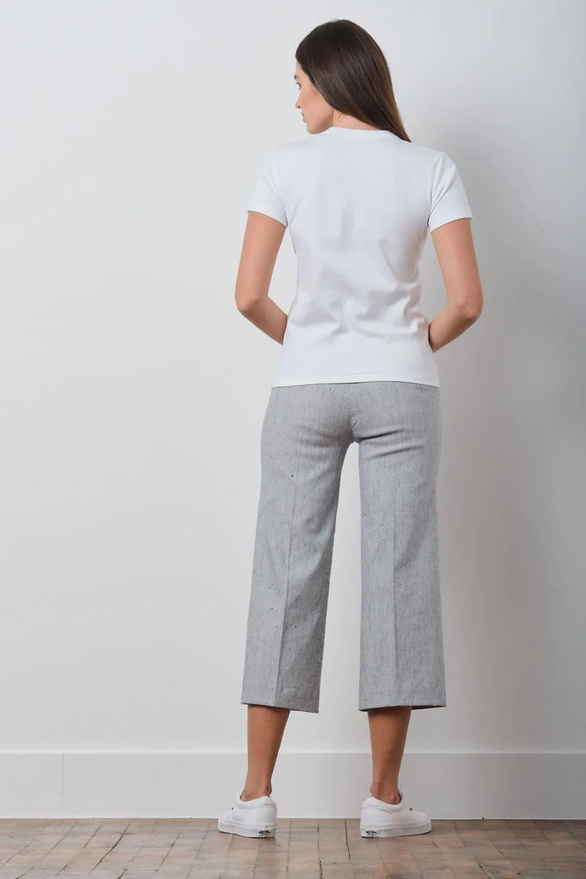 Avenue Montaigne Hairline Stripe Pant
