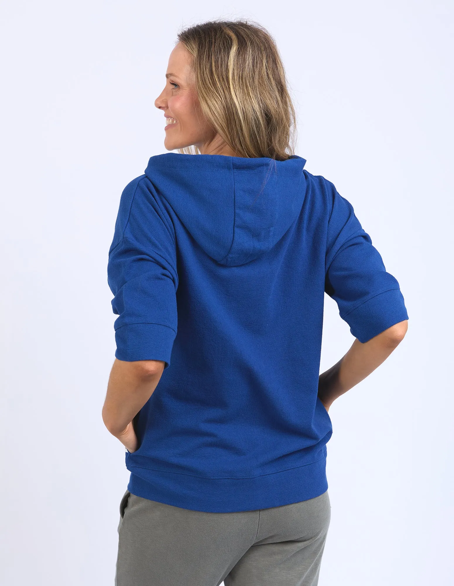 BEACH ZIP HOODIE || CHINA BLUE