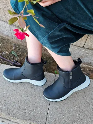 Chunky cozy boots
