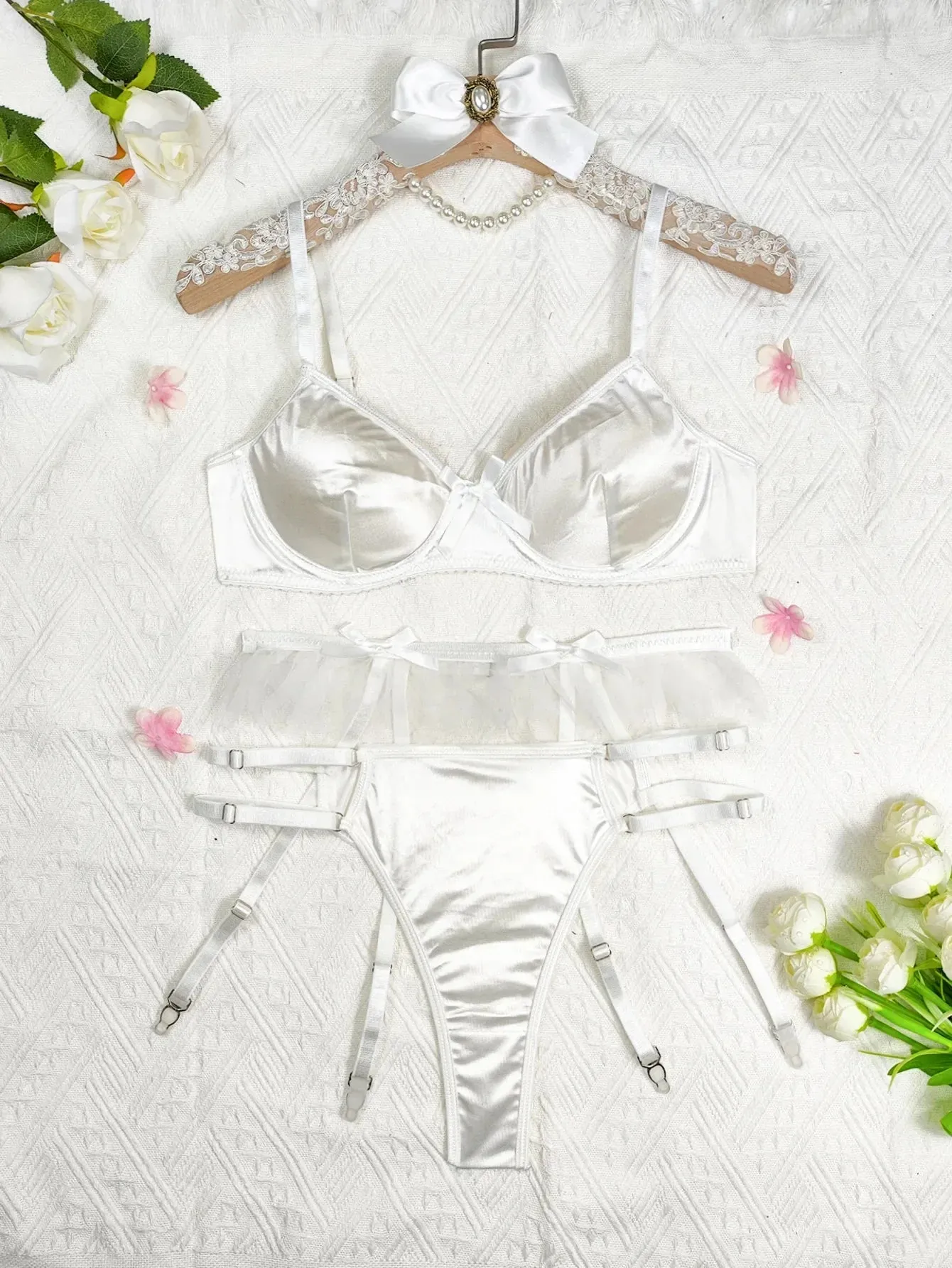 CIARA™  | CLASSIC LINGERIE SET