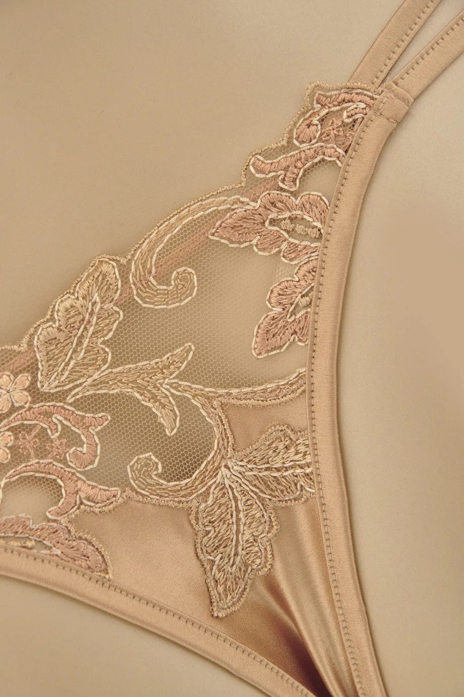 COTTON CLUB NUDE Silk Floral Thong