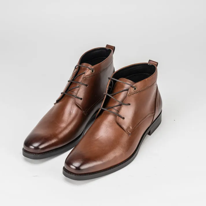 Dudley Leather Lace up Boots in Brown