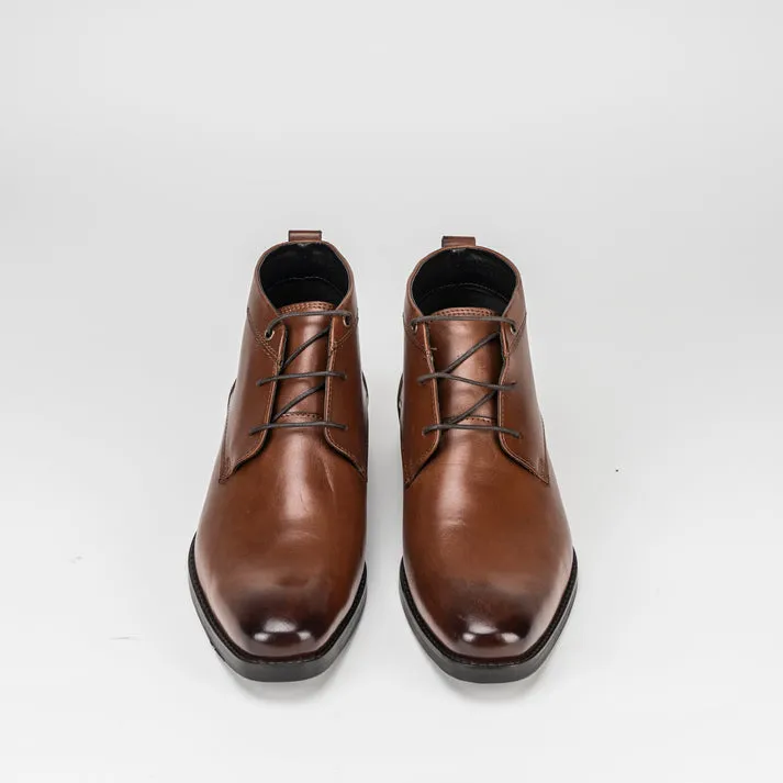 Dudley Leather Lace up Boots in Brown