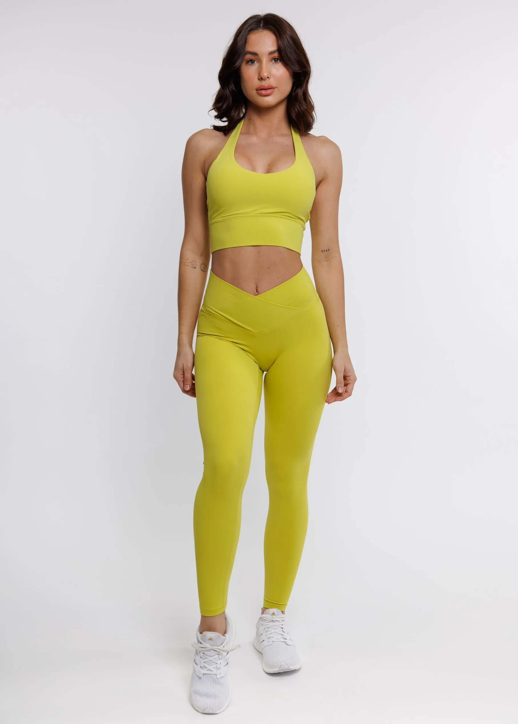 Elevate Cross Leggings - Charteuse