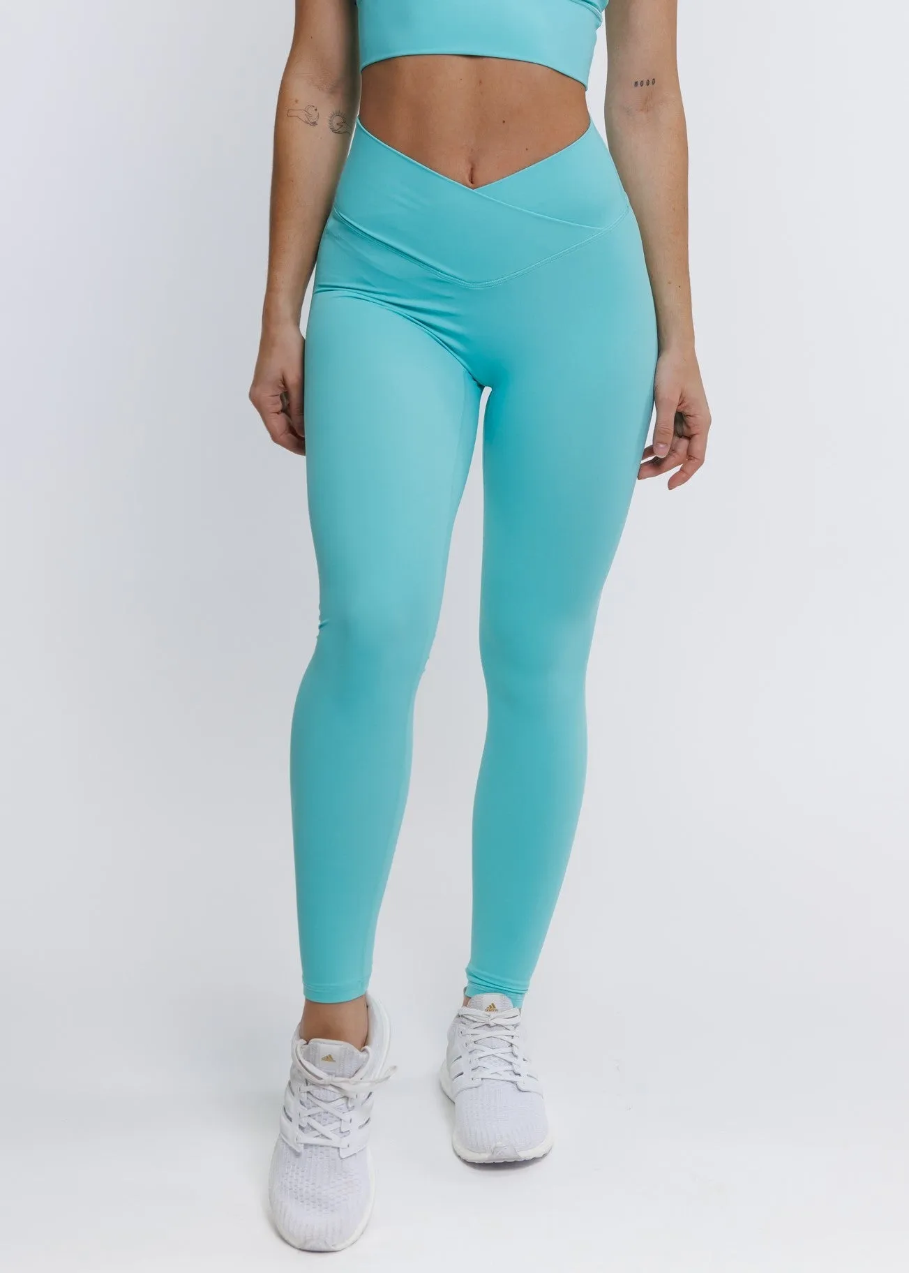 Elevate Cross Leggings - Mint