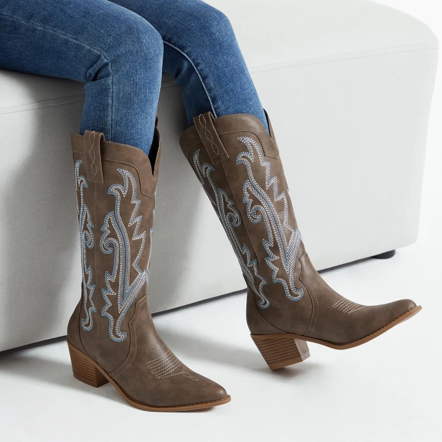 Embroidered Mid-Calf Cowgirl Western Boots – Classic & Stylish