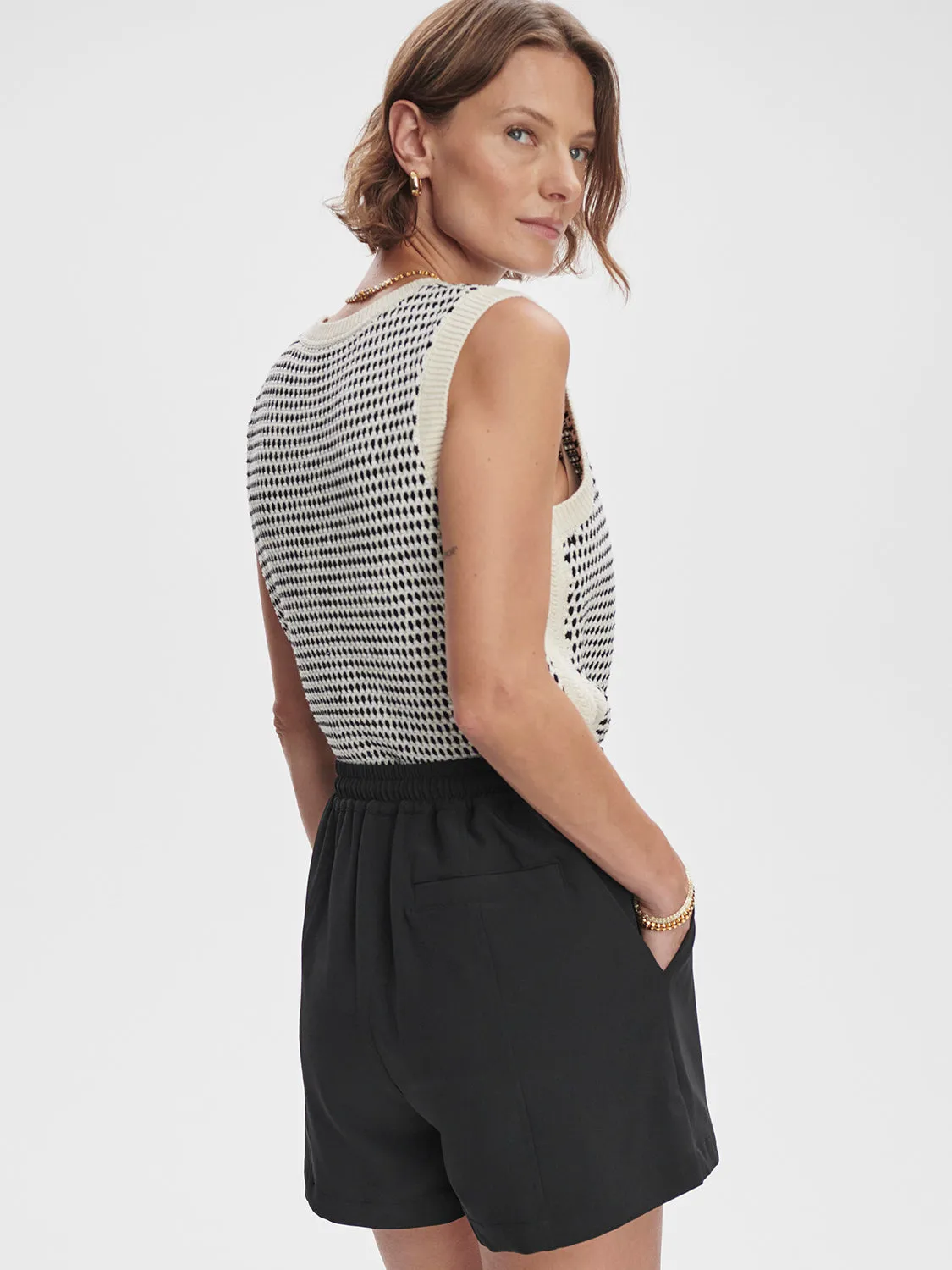 Esmond Mid Rise Short 3