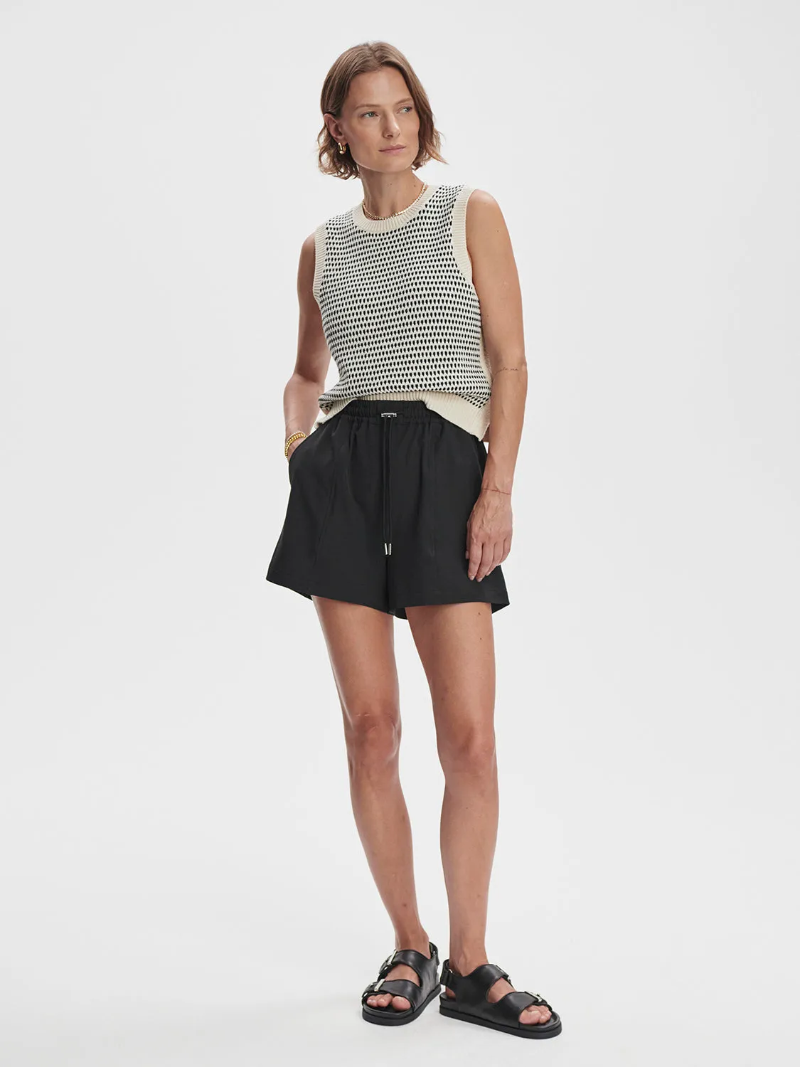 Esmond Mid Rise Short 3