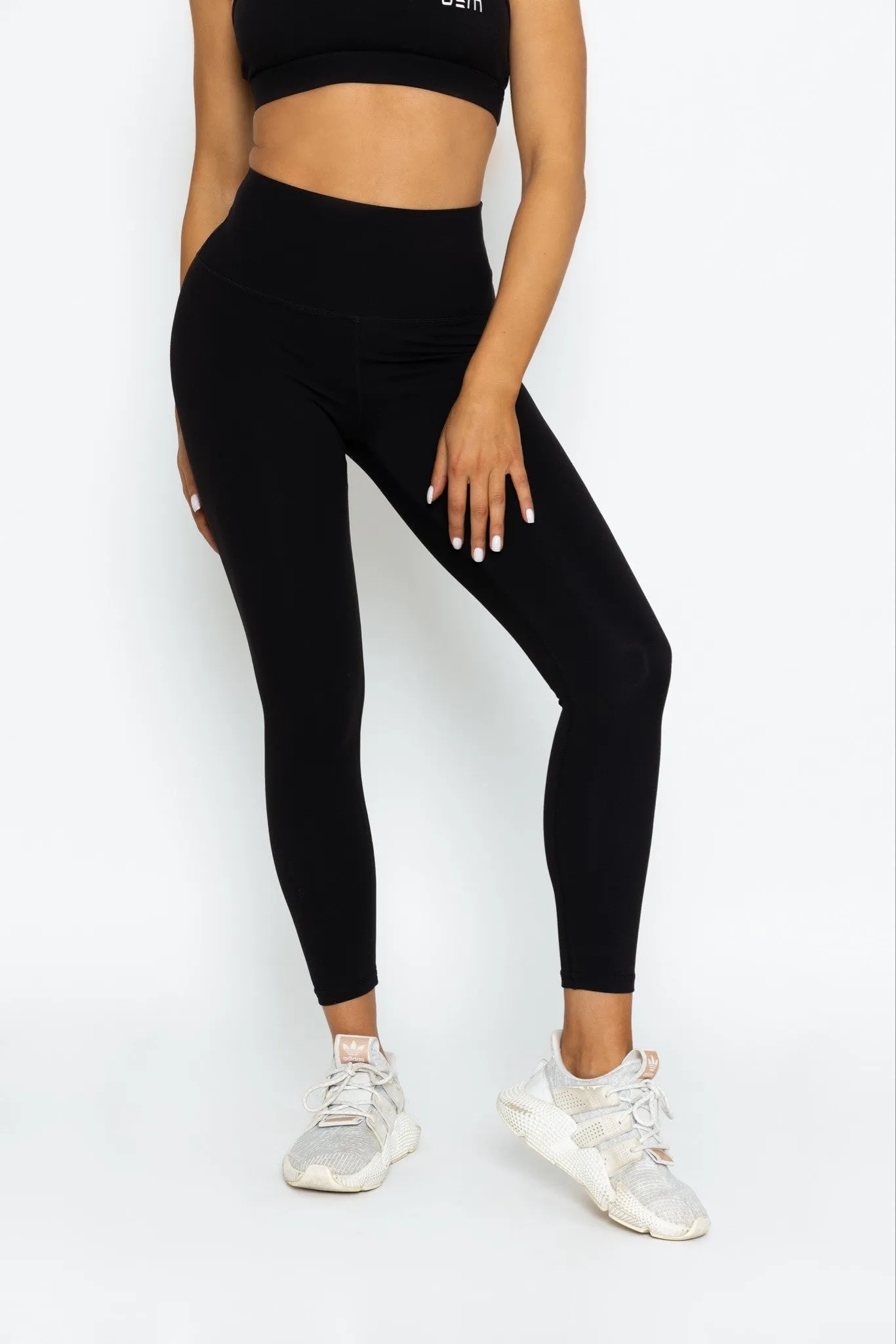 Essential Leggings - Black
