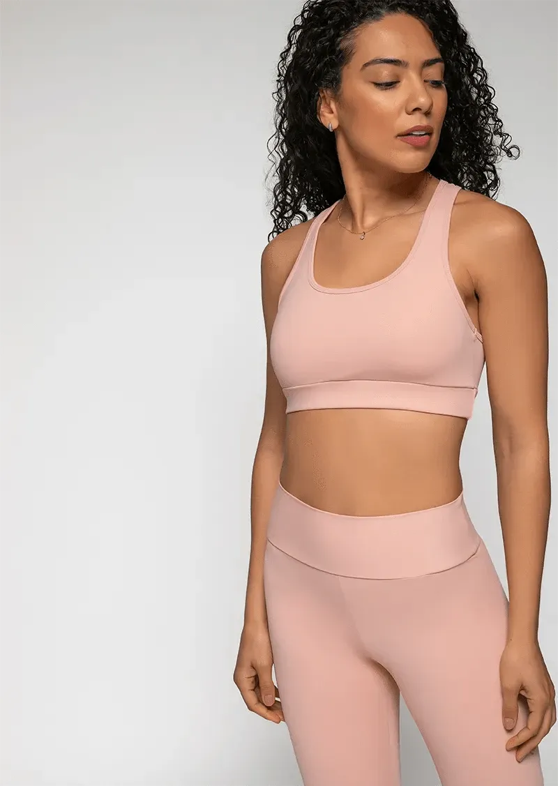 Essentials Sports Top with Pocket - Yogurt