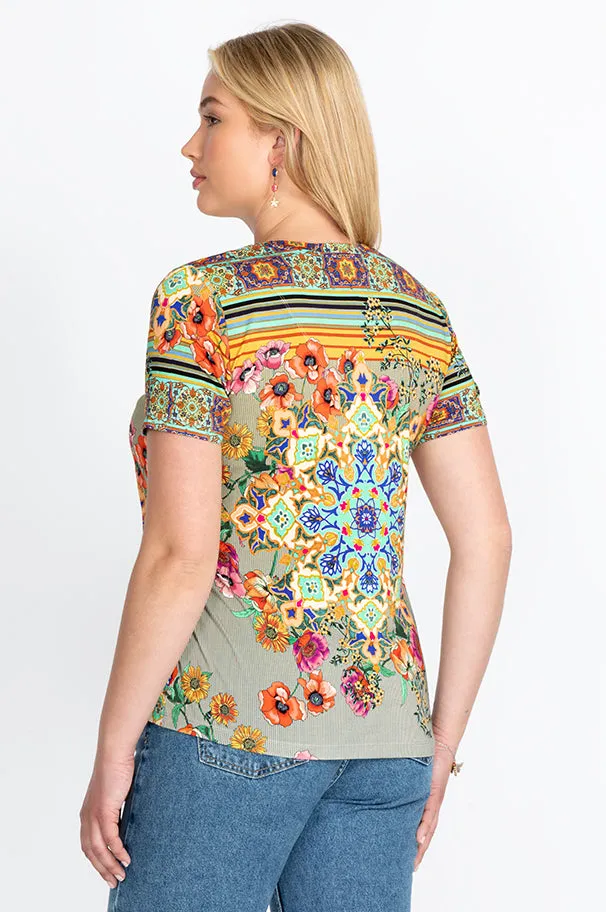 Johnny Was Hunter Favorite Short V Floral Tee Shirt Green Yellow Top Small NEW
