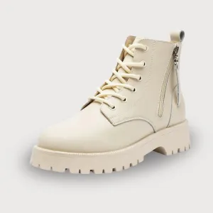Lina – Stylish Ankle Boots