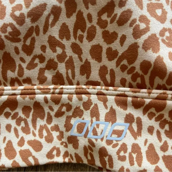 Lorna Jane Yoga Shorts and Bra Set Size L