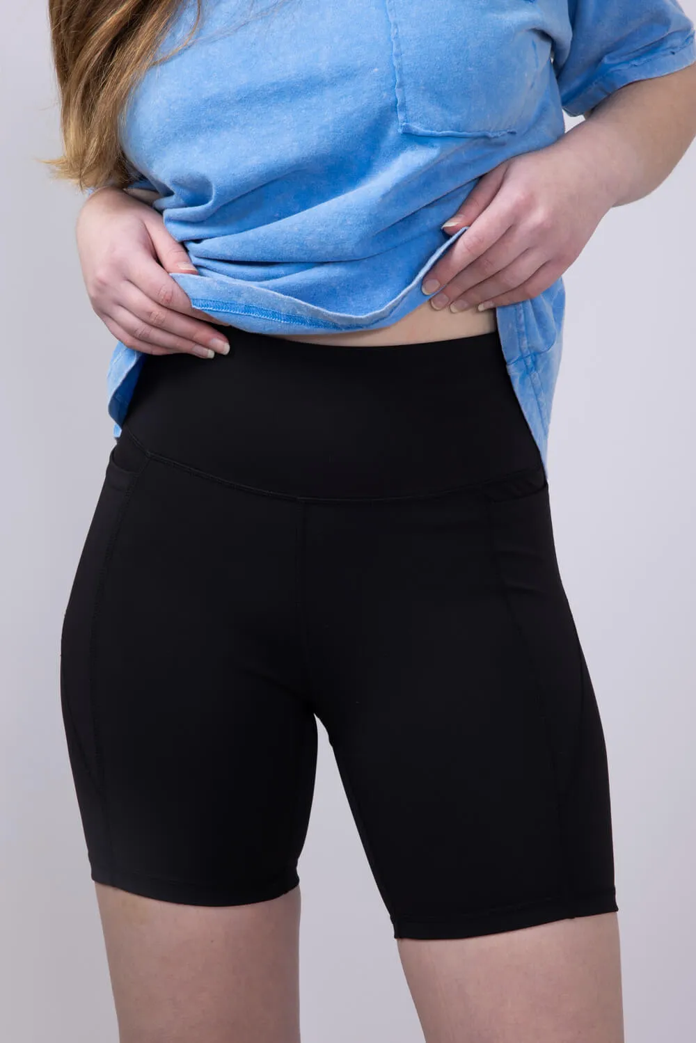 Love Tree Pocket Biker Shorts for Women in Black | 6816PM-BLACK