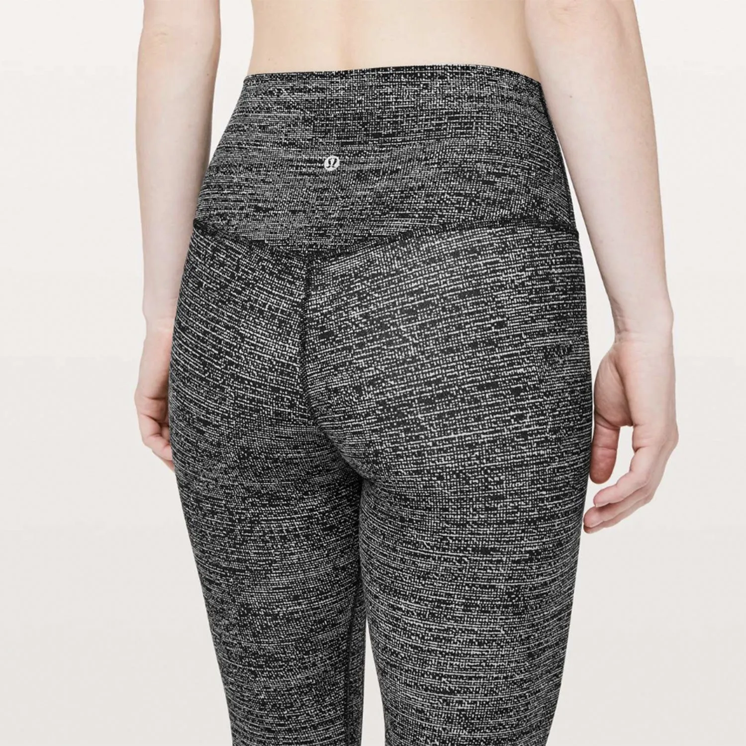 lululemon 2018 align crop 21" nulu