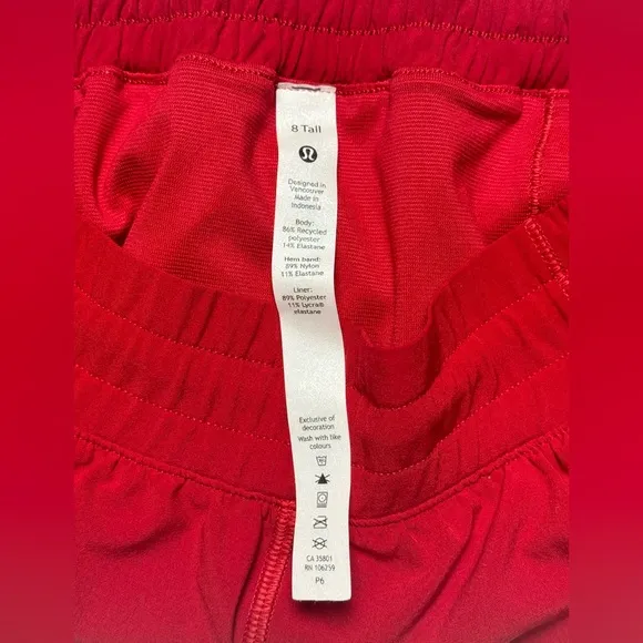 Lululemon EUC Hotty Hot LR Short 4” Lined Swift Size 8 Tall Carnation Red