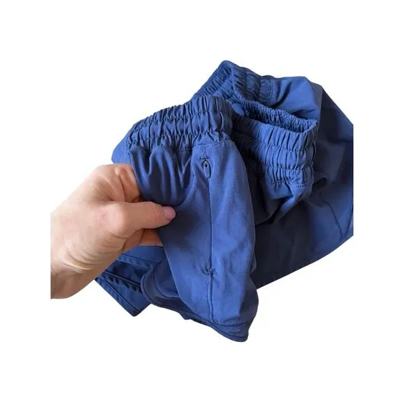 Lululemon Hotty Hot Blue Shorts Low Rise size 6 4” Athletic