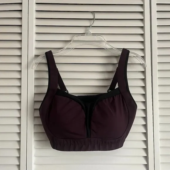 Lululemon Ta Ta Tamer II Plum / Black fits size 8 or 10