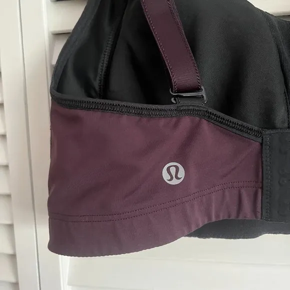 Lululemon Ta Ta Tamer II Plum / Black fits size 8 or 10