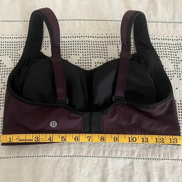 Lululemon Ta Ta Tamer II Plum / Black fits size 8 or 10