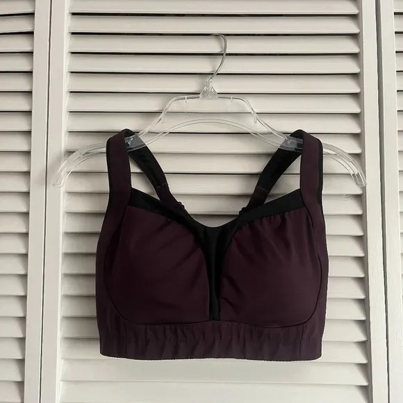 Lululemon Ta Ta Tamer II Plum / Black fits size 8 or 10
