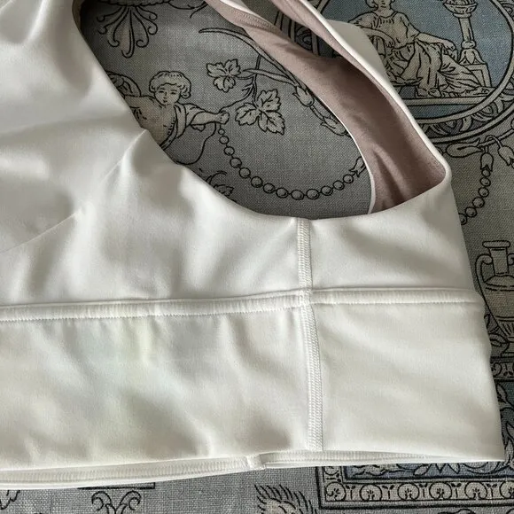 Lululemon Wunder Train Long-Line Bra *Medium Support, C/D Cups White size 10