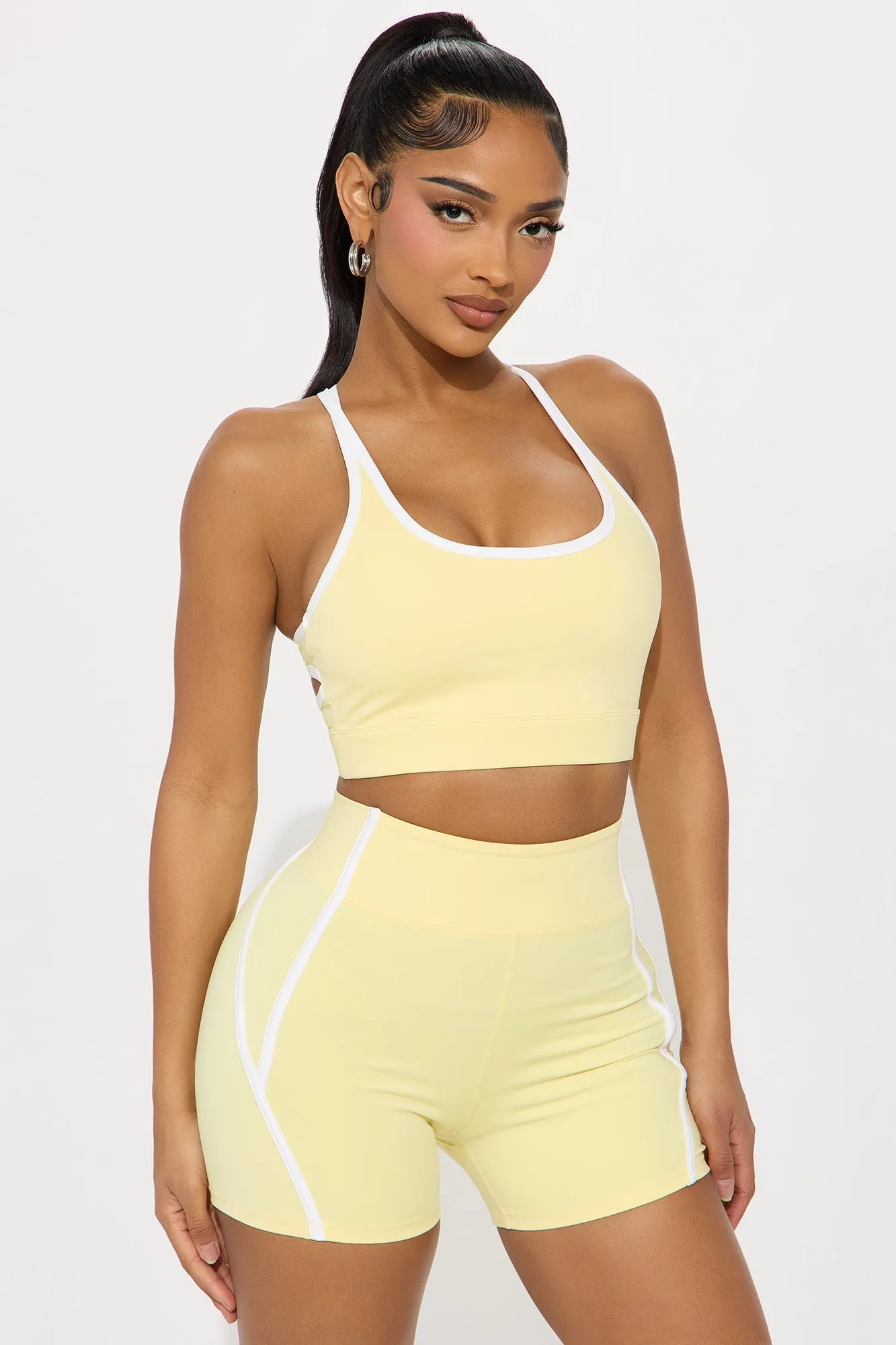 Match Maker Elevate Sports Bra - Butter Yellow
