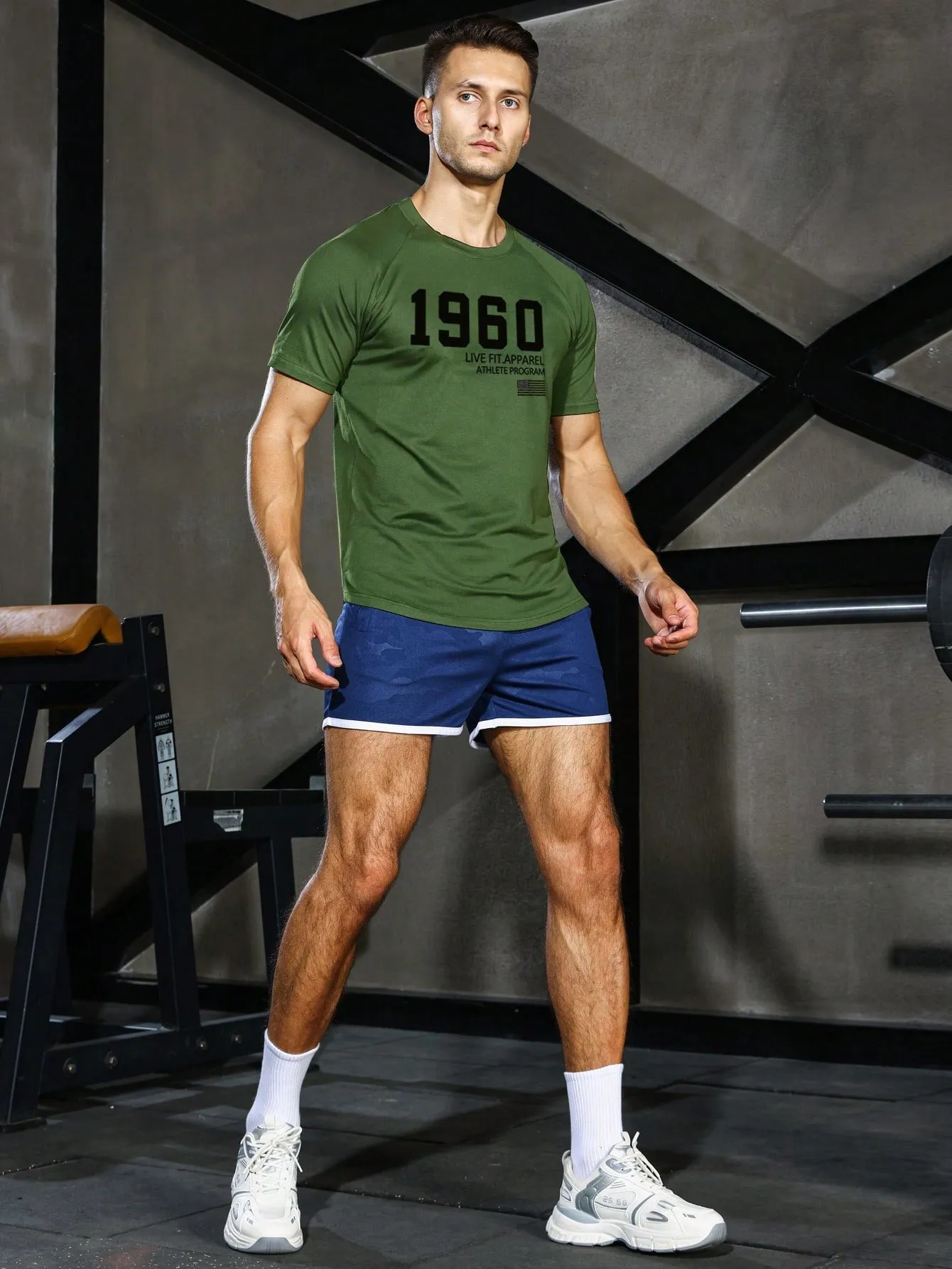 Men Letter Graphic Sports Tee