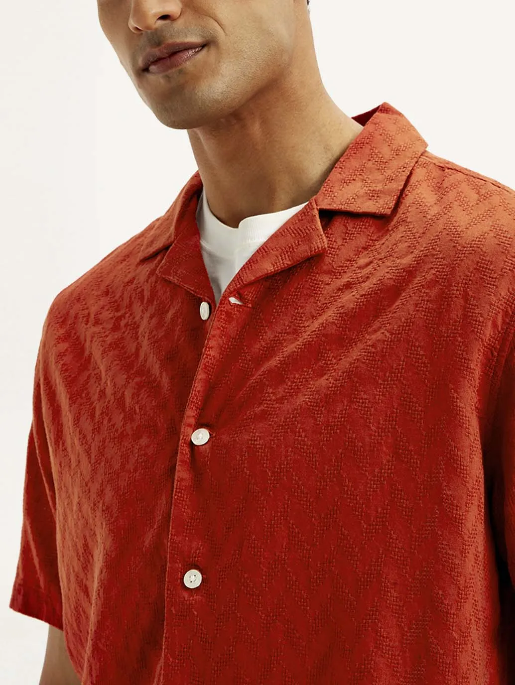 Men's Resort Collar Chevron Relaxed Fit Shirt