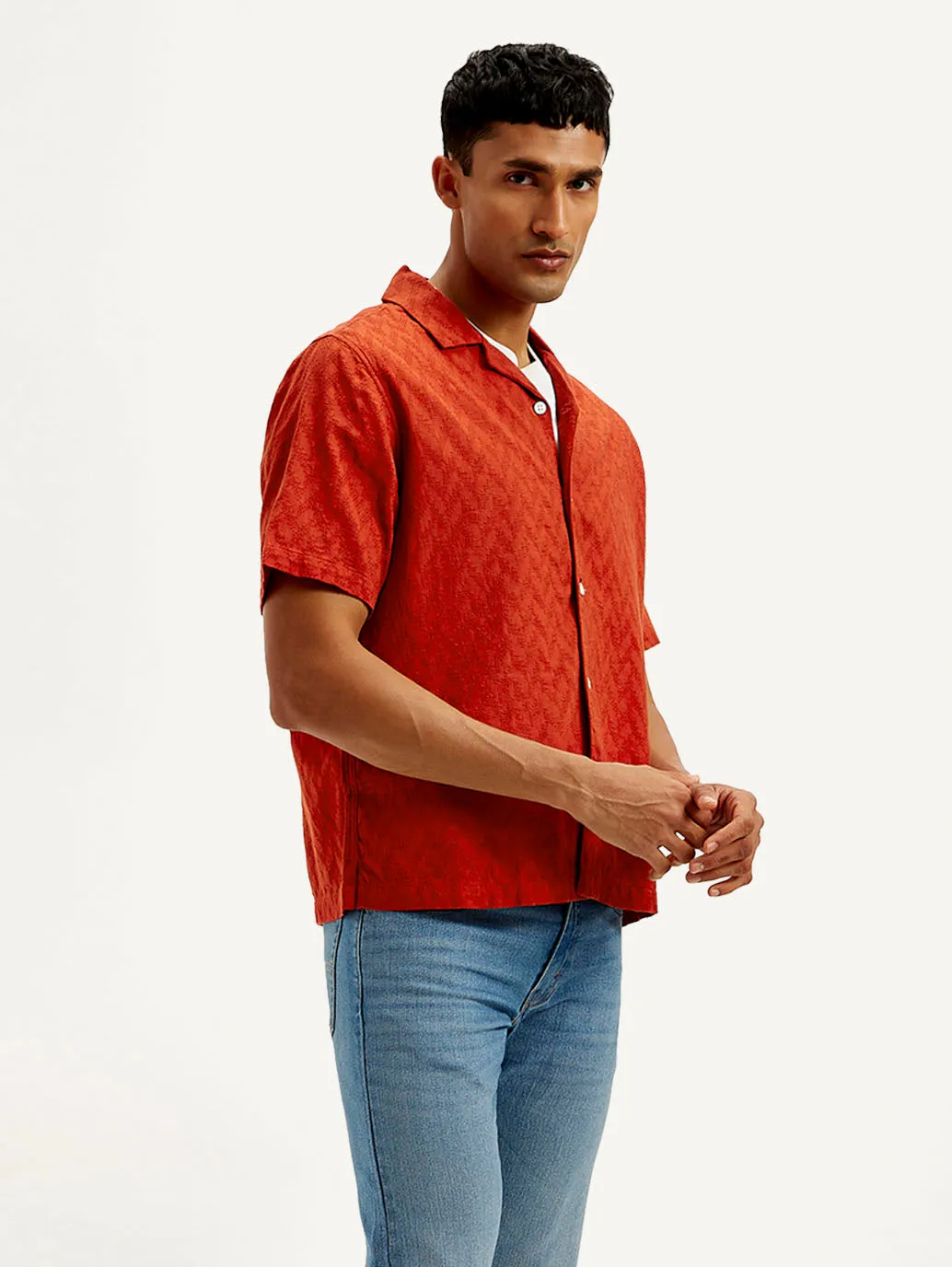 Men's Resort Collar Chevron Relaxed Fit Shirt