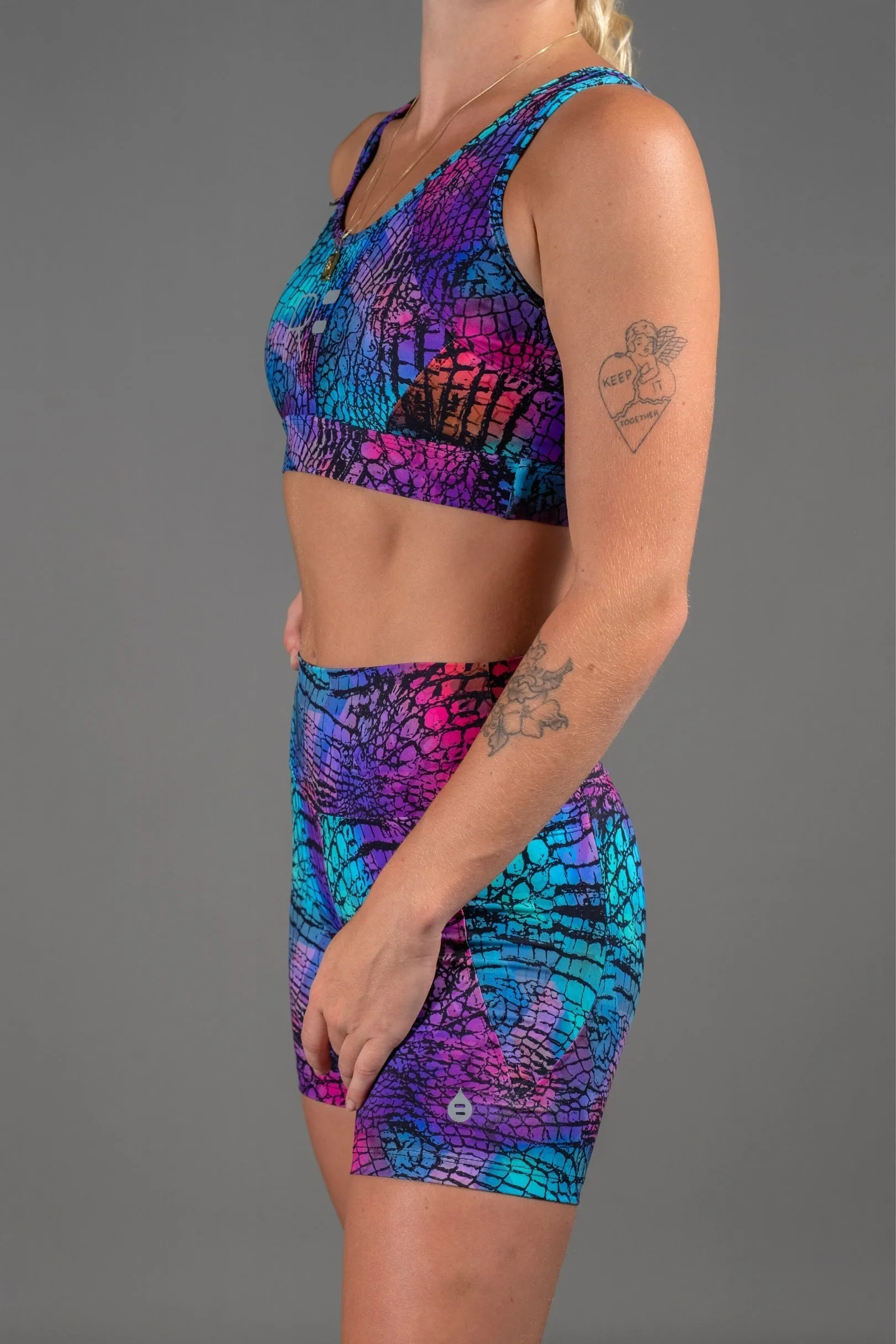 Mid Waist Mid Shorts - Viper