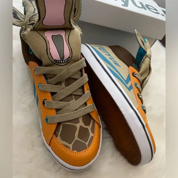New! Feiyue Giraffe Sneakers