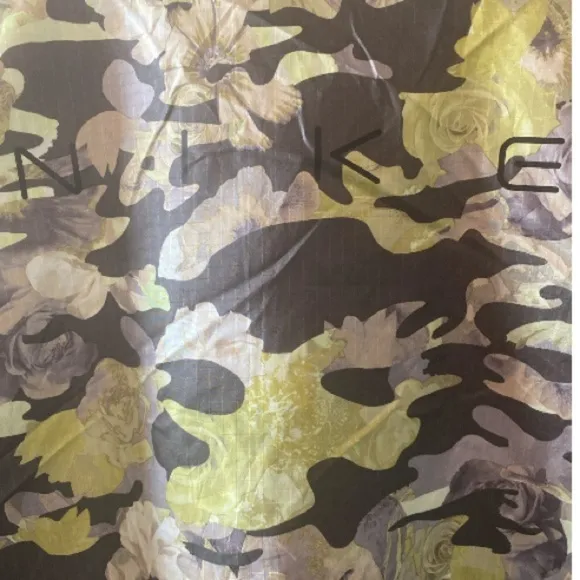 NIKE green camo floral oversize windbreaker jacket // XXL