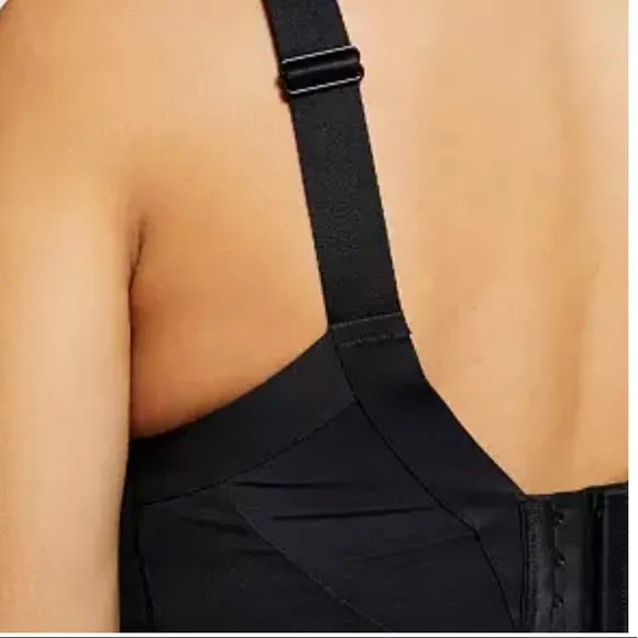 Nike Plus Size 42 D Bold High Impact Sports Bra Activewear NEW