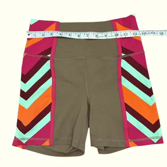 NWOT FP Movement Never Better Colorblock Bike Shorts in Moonrock Combo