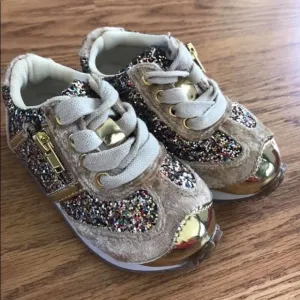 NWOT Joyfolie Glitter Sneakers