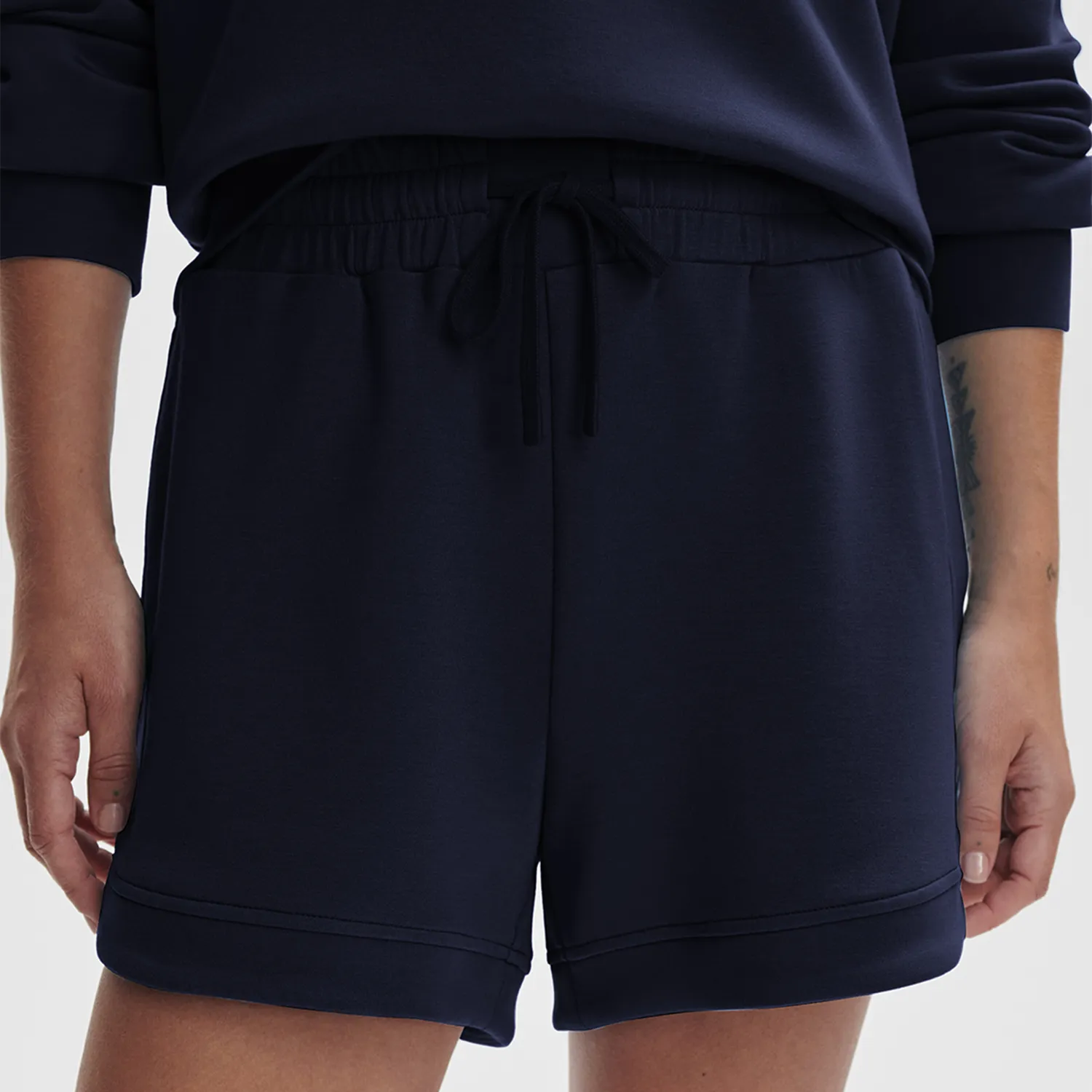 Ollie High Rise Short 3.5