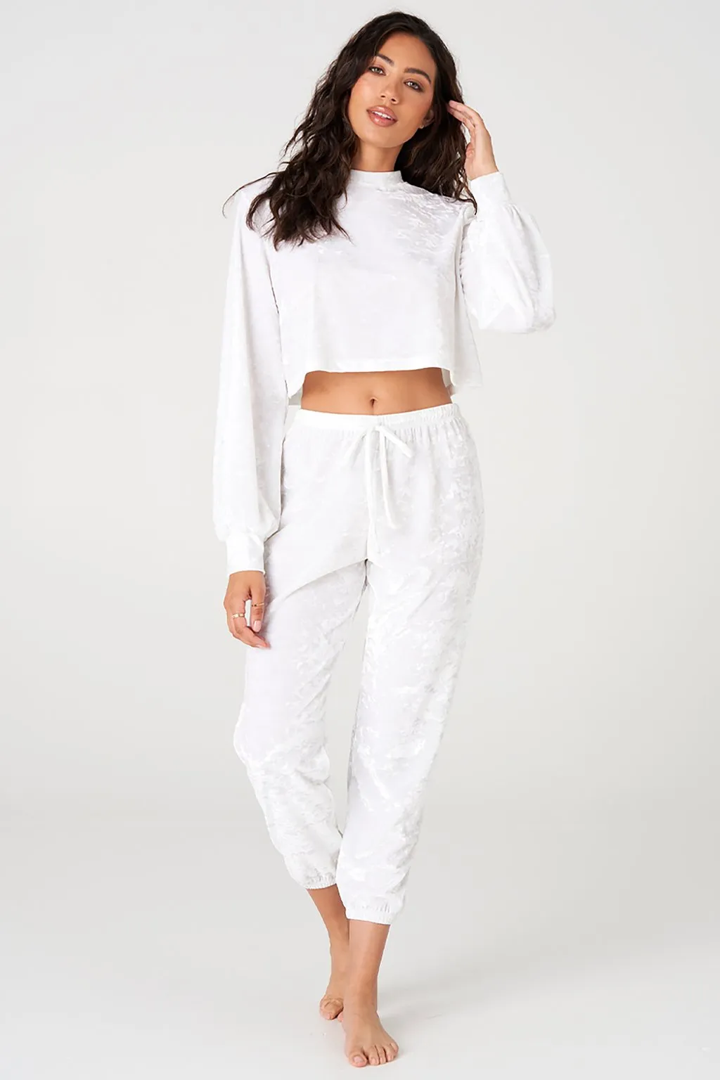ONZIE Velvet Crop White