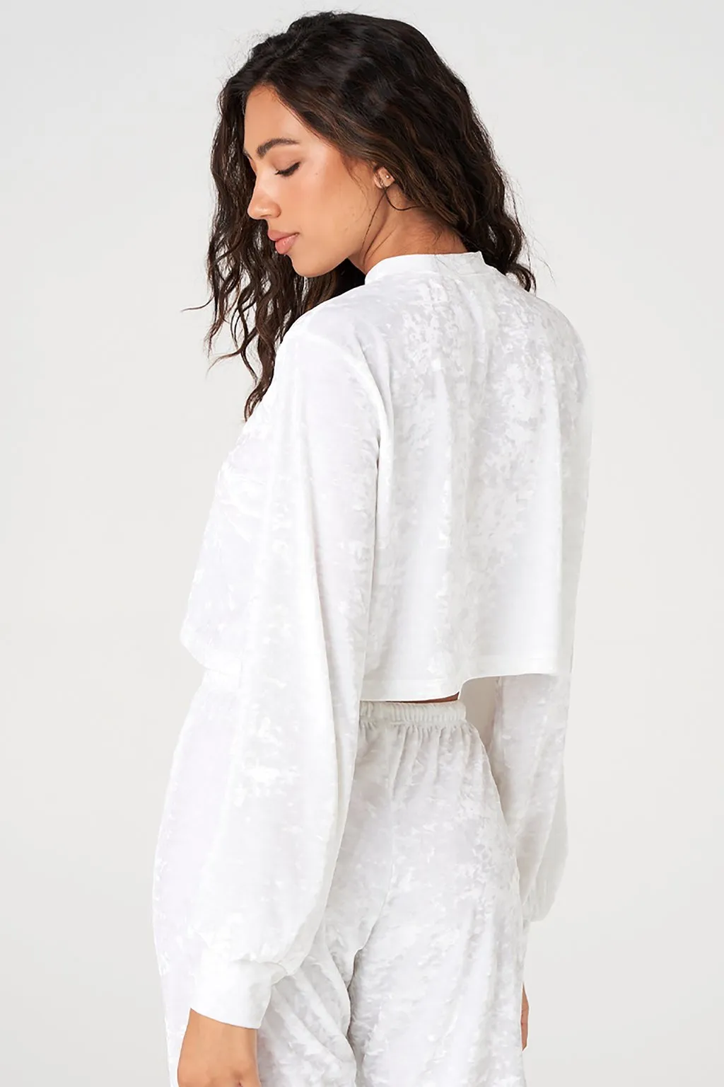 ONZIE Velvet Crop White