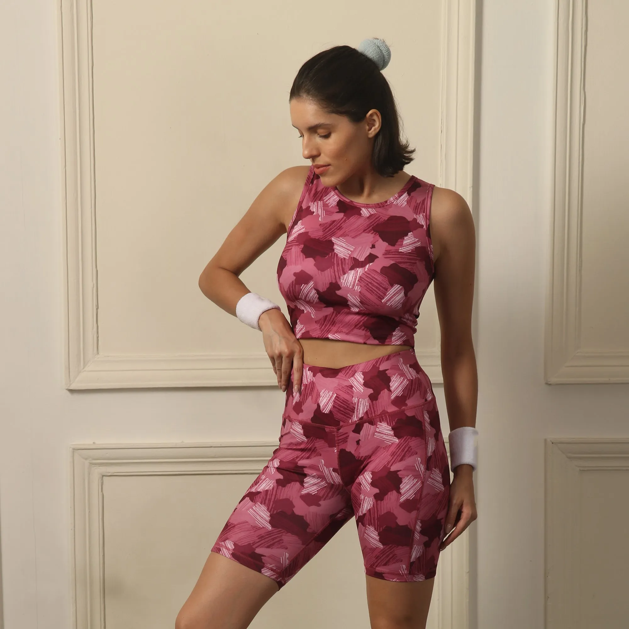 Quick-Dry Printed Sleeveless Crop Top & Shorts Set