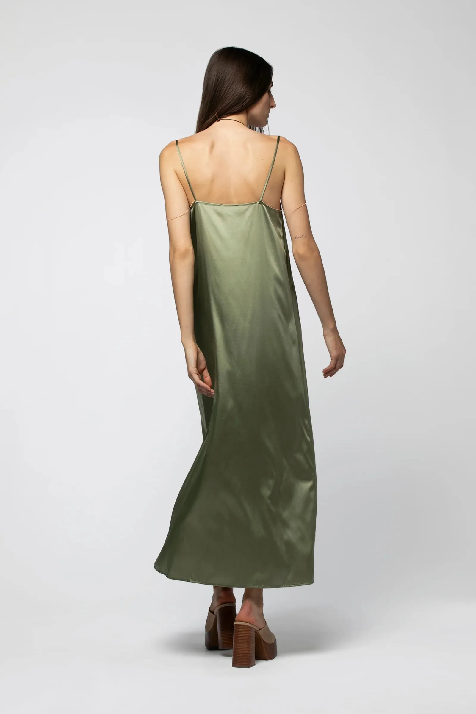 Real silk long dress with chains