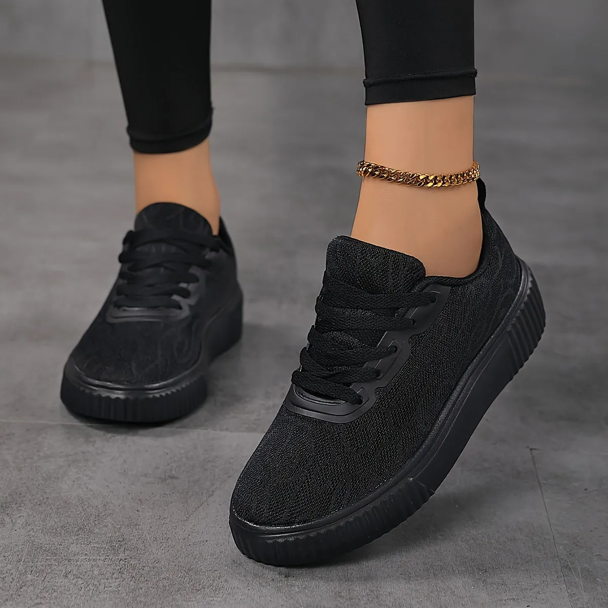 Relaxed and supportive orthopedic Sneakers